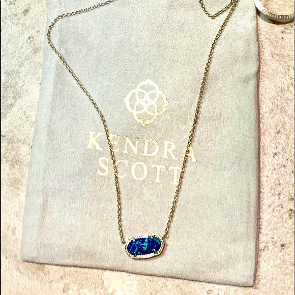 Kendra Scott Jewelry - Kendra Scott Elisa necklace with Royal blue Opal